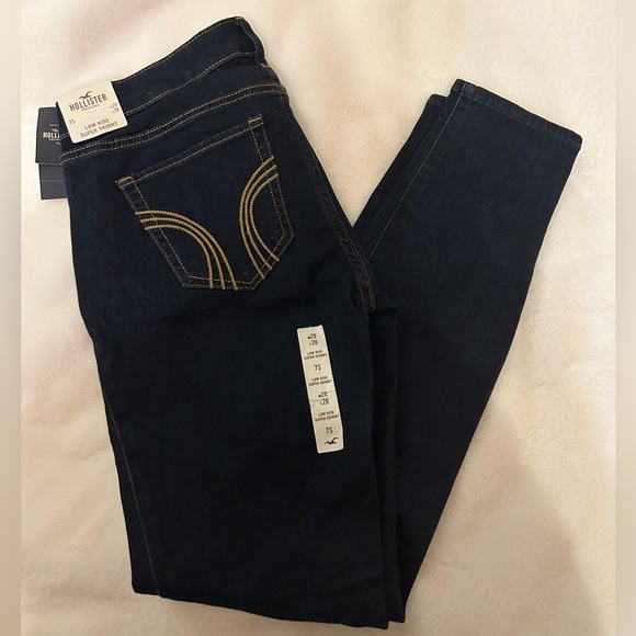 Hollister Denim - Hollister Low Rise Super Skinny Jeans 7S